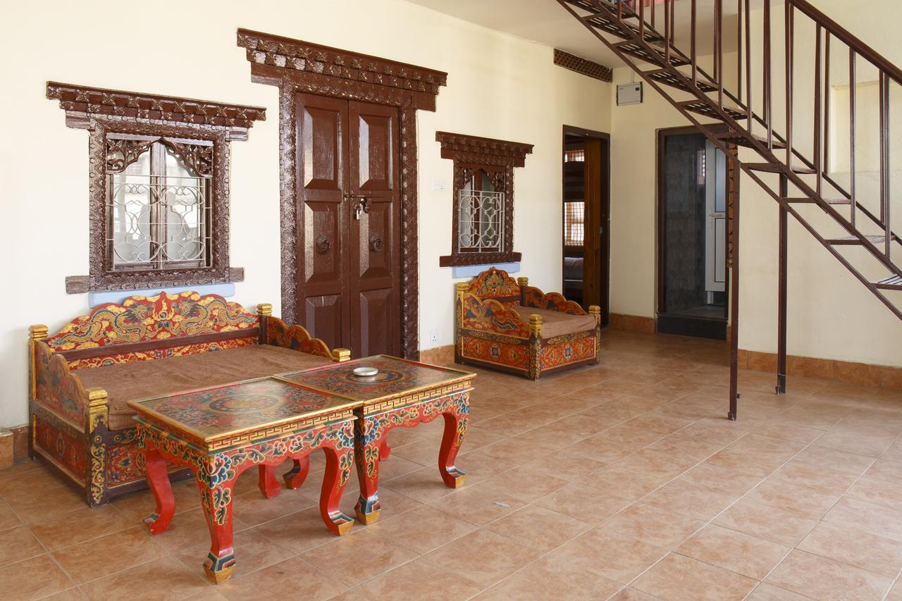 Hostel Milarepa Kathmandu Exterior foto