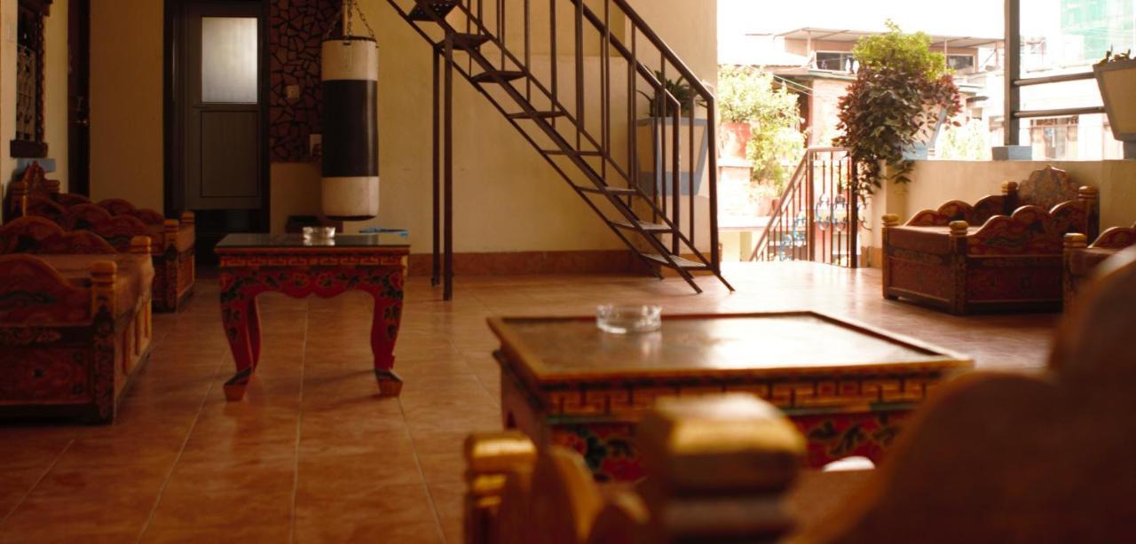 Hostel Milarepa Kathmandu Exterior foto