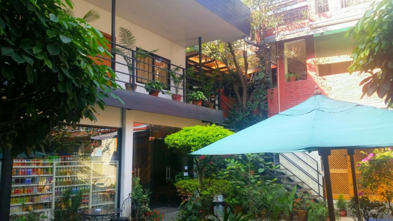 Hostel Milarepa Kathmandu Exterior foto